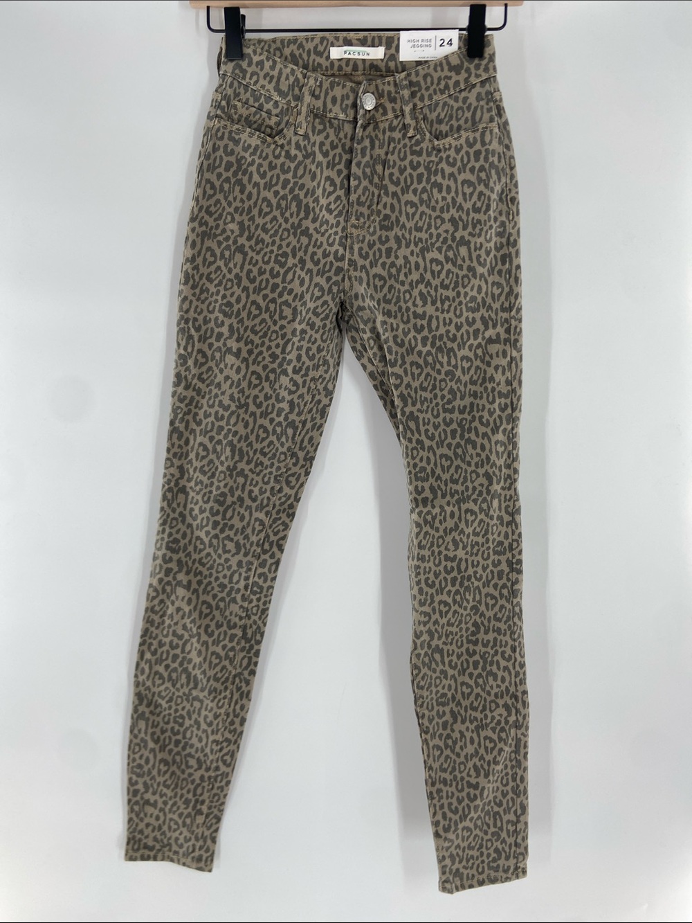 PacSun Tan Jeggings Pants Jeans Size 24 NWT